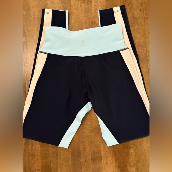 💙 Sage Collective Colorblock Leggings 💙 - Picture 3 of 6